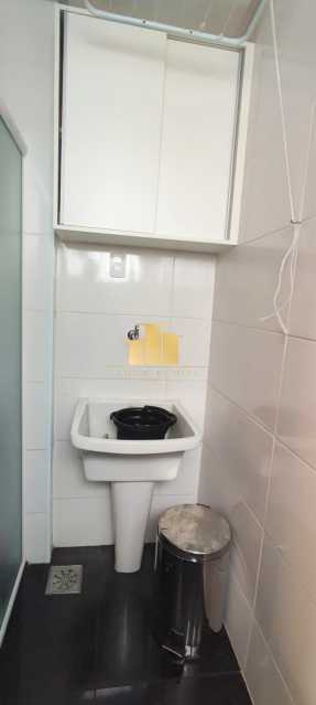 Conheça 2 quartos reformado no Centro do imóvel - Apartamento à Venda 2 quartos no Centro: Lindamente reformado, rua totalmente plana, apenas 2 lances de escada. - TFAP20495 - 25 2 quartos reformado no Centro - 25