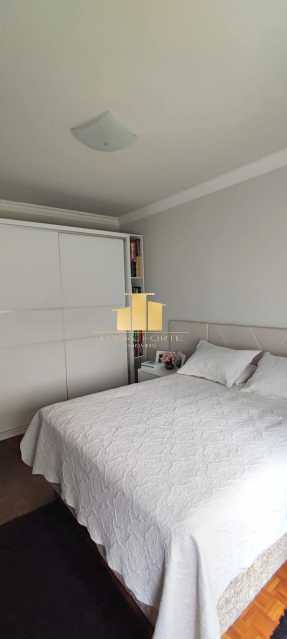 Conheça 2 quartos reformado no Centro do imóvel - Apartamento à Venda 2 quartos no Centro: Lindamente reformado, rua totalmente plana, apenas 2 lances de escada. - TFAP20495 - 16 2 quartos reformado no Centro - 16