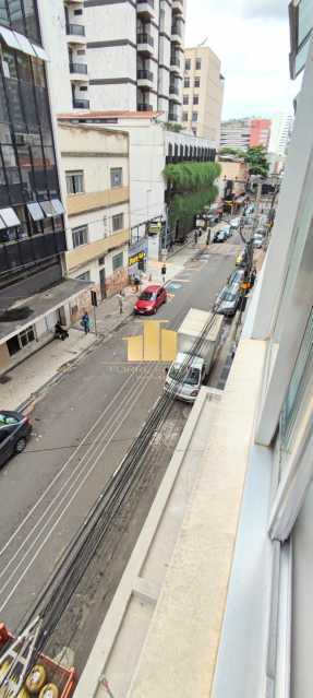 Conheça 2 quartos reformado no Centro do imóvel - Apartamento à Venda 2 quartos no Centro: Lindamente reformado, rua totalmente plana, apenas 2 lances de escada. - TFAP20495 - 9 2 quartos reformado no Centro - 9