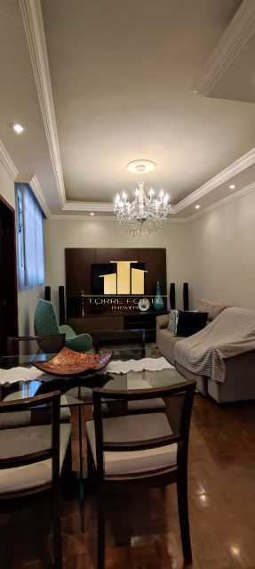 Conheça 2 quartos reformado no Centro do imóvel - Apartamento à Venda 2 quartos no Centro: Lindamente reformado, rua totalmente plana, apenas 2 lances de escada. - TFAP20495 - 7 2 quartos reformado no Centro - 7