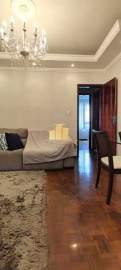 Apartamento à Venda 2 quartos no Centro: Lindamente reformado, rua totalmente plana, apenas 2 lances de escada. - TFAP20495