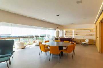 Imperdível - Apartamento totalmente reformado e na quadra da praia no Leblon! - ALAP30002
