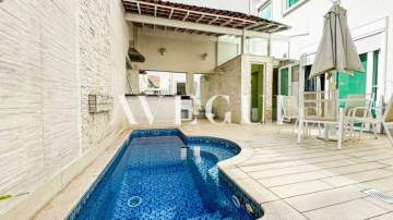 Imperdível - Urca - Casa com vista e Piscina - 325m², 4 Suítes e Sofisticação Absoluta - AICA40007