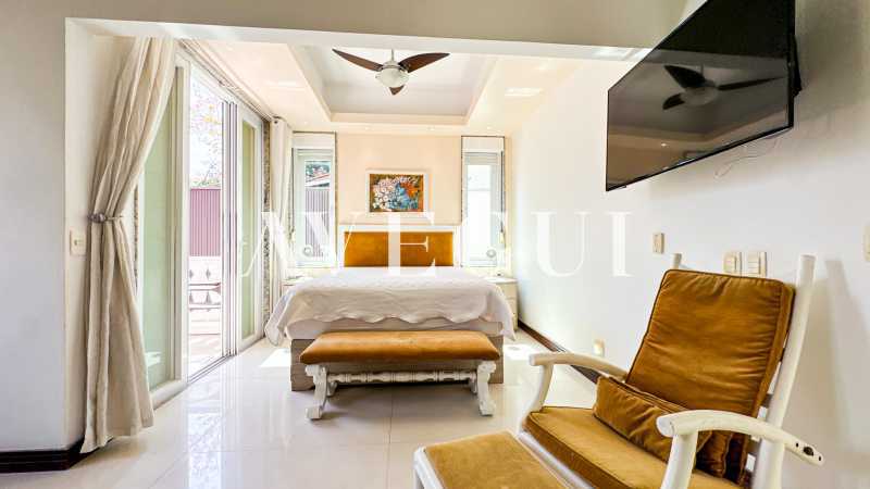 Conheça IMG_5898 do imóvel - Urca - Casa com vista e Piscina - 325m², 4 Suítes e Sofisticação Absoluta - AICA40007 - 17 IMG_5898 - 17