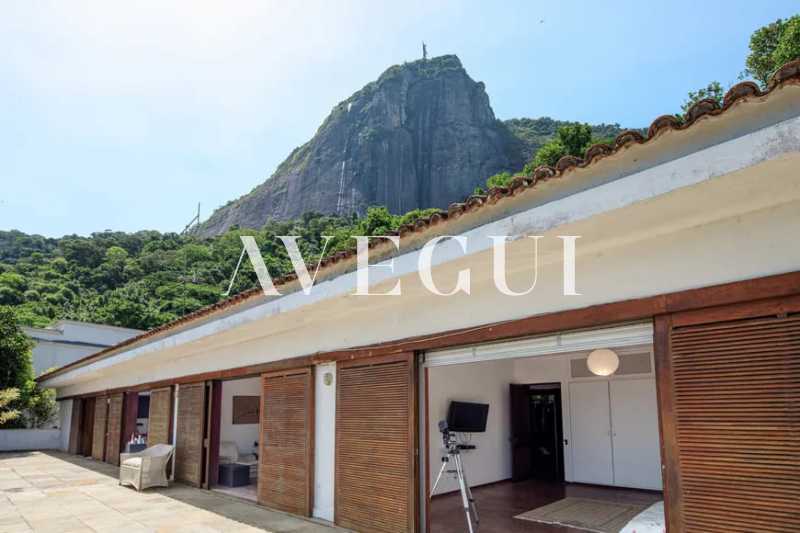Conheça 26 do imóvel - Casa triplex Jardim Botanico de 4 quartos com 900m² - ALCA40006 - 18 26 - 18