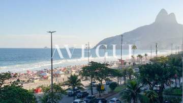 Imperdível - 530 m² | 4 Suítes | Apartamento Reformado com Vista Deslumbrante para a Praia de Ipanema - ALAP40350