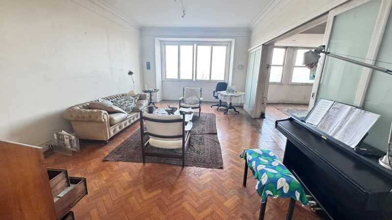 Conheça WhatsApp Image 2026-08-17 at 1 do imóvel - Apartamento à venda Avenida Atlântica, Copacabana, Rio de Janeiro - R$ 4.950.000 - AJAP30026 - 18 WhatsApp Image 2026-08-17 at 1 - 18
