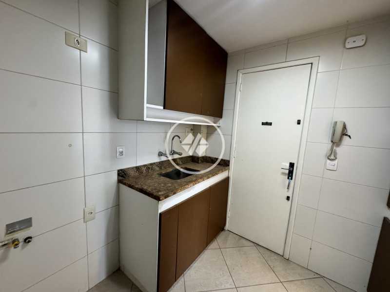 Conheça FOTO_18 do imóvel - Apartamento à venda Rua Mário Ribeiro, Leblon, Rio de Janeiro - R$ 860.000 - FBAP20078 - 18 FOTO_18 - 18