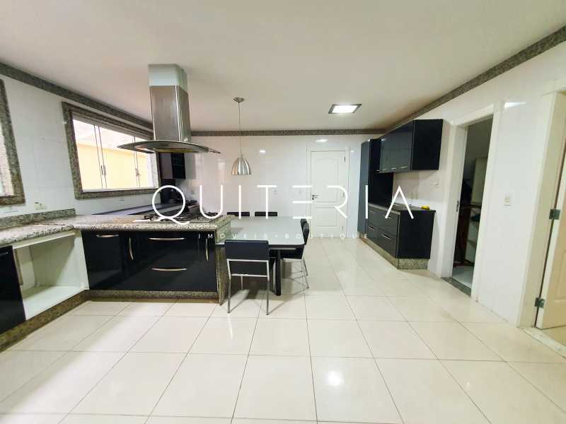 Conheça CASA TRIPLEX BARRA À VENDA do imóvel - Casa triplex espetacular em condomínio com segurança 24h na Barra da Tijuca! - MQCN50028 - 23 CASA TRIPLEX BARRA À VENDA - 23