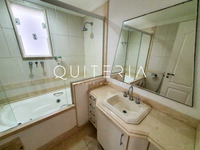 Conheça casa 1100m 5 suites venda do imóvel - Casa triplex espetacular em condomínio com segurança 24h na Barra da Tijuca! - MQCN50028 - 15 casa 1100m 5 suites venda - 15