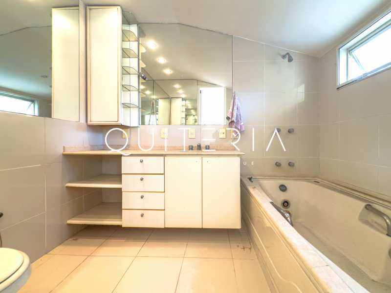 Conheça Barra venda 4 suítes Quiteria do imóvel - Mansão Duplex à venda na Barra da Tijuca Rua José Leal da Silva 4 suítes 1 Quarto 6 vagas Quitéria Imóveis Boutique - MQCN50033 - 19 Barra venda 4 suítes Quiteria - 19