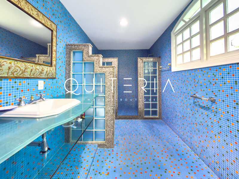 Conheça CASA BARRA VENDA LOCAÇÃO do imóvel - Casa à venda na Barra da Tijuca Rua José Leal da Silva | 5 Quartos | 4 Suítes | 6 Vagas - MQCN50034 - 19 CASA BARRA VENDA LOCAÇÃO - 19