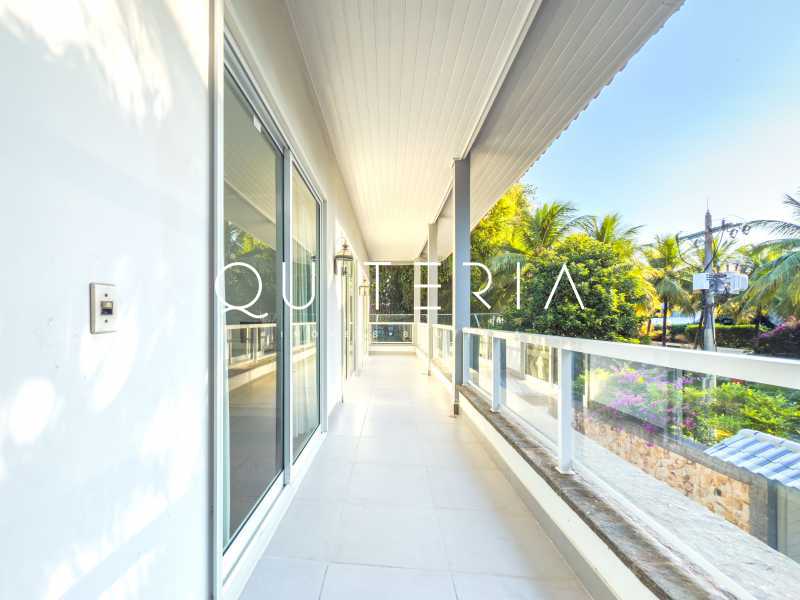 Conheça CASA BARRA VENDA LOCAÇÃO do imóvel - Casa à venda na Barra da Tijuca Rua José Leal da Silva | 5 Quartos | 4 Suítes | 6 Vagas - MQCN50034 - 15 CASA BARRA VENDA LOCAÇÃO - 15