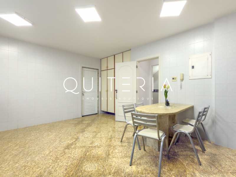 Conheça CASA BARRA VENDA LOCAÇÃO do imóvel - Casa à venda na Barra da Tijuca Rua José Leal da Silva | 5 Quartos | 4 Suítes | 6 Vagas - MQCN50034 - 29 CASA BARRA VENDA LOCAÇÃO - 29