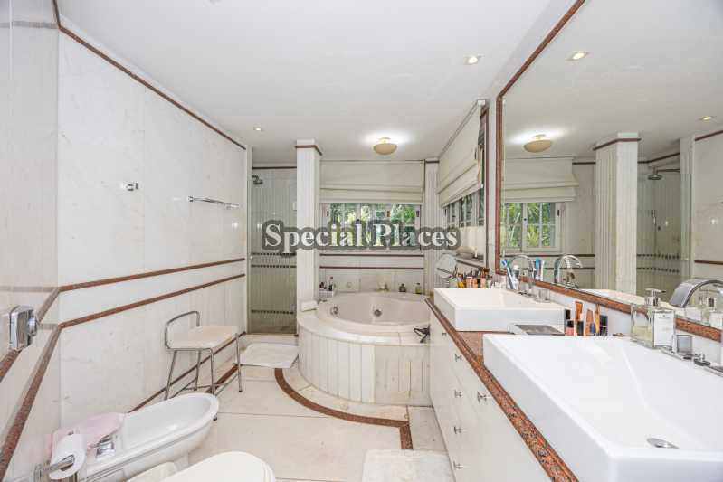 Conheça BANHEIRO do imóvel - Casa em Condomínio 5 quartos à venda Arouca B, Jardim Barra da Tijuca - Barra da Tijuca, Rio de Janeiro - R$ 12.000.000 - BAC3597 - 20 BANHEIRO - 20