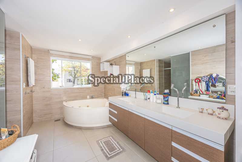 Conheça BANHEIRO do imóvel - Casa em Condomínio 4 quartos à venda Jardim Nova Barra. Barra - Barra da Tijuca, Rio de Janeiro - R$ 2.840.000 - BAC4630 - 23 BANHEIRO - 23