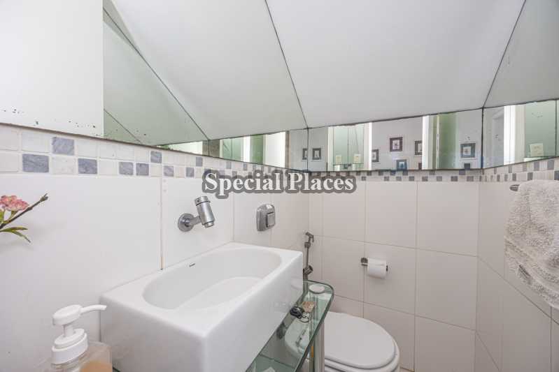 Conheça LAVABO do imóvel - Casa em Condomínio 4 quartos à venda Jardim Nova Barra. Barra - Barra da Tijuca, Rio de Janeiro - R$ 2.840.000 - BAC4630 - 12 LAVABO - 12
