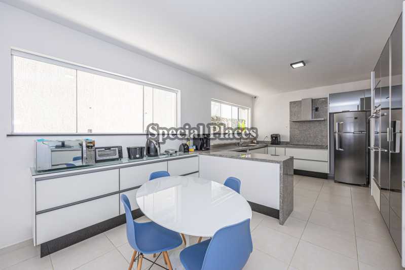Conheça COPA/COZINHA do imóvel - Casa em Condomínio 5 quartos à venda Reserva Itanhangá, Itanhangá - Barra da Tijuca, Rio de Janeiro - R$ 4.999.000 - BAC4903 - 13 COPA/COZINHA - 13