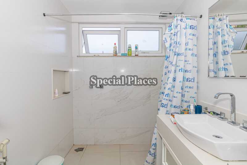 Conheça BANHEIRO do imóvel - Casa em Condomínio 5 quartos à venda Greenwood Park, Itanhangá - Itanhangá, Rio de Janeiro - R$ 4.800.000 - BAC5243 - 28 BANHEIRO - 28