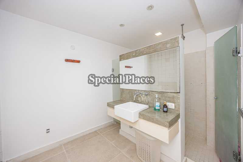 Conheça VESTIARIO do imóvel - Casa em Condomínio 5 quartos à venda Greenwood Park, Itanhangá - Itanhangá, Rio de Janeiro - R$ 6.000.000 - BAC5363 - 9 VESTIARIO - 9