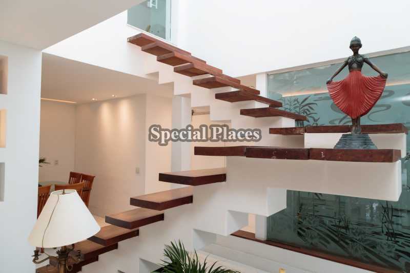 Conheça HALL DAS ESCADAS do imóvel - Casa em Condomínio 4 quartos à venda Greenwood Park, Itanhangá - Itanhangá, Rio de Janeiro - R$ 3.980.000 - BAC6275 - 23 HALL DAS ESCADAS - 23