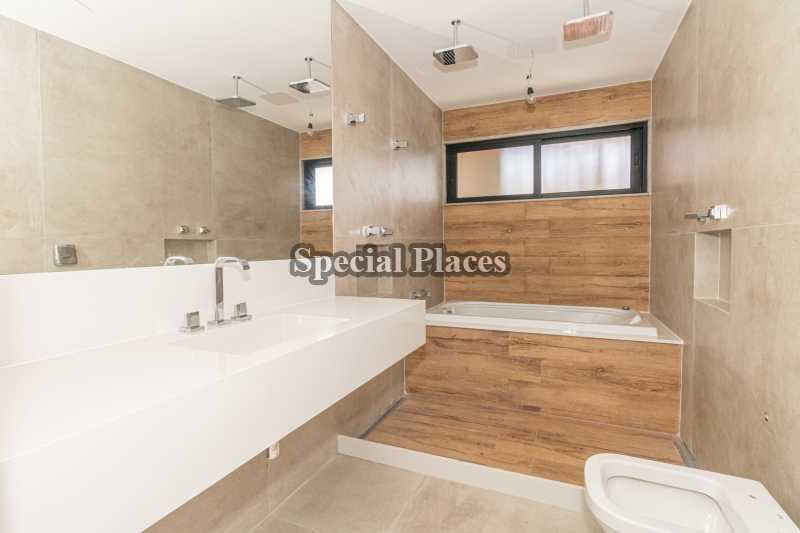Conheça BANHEIRO SUÍTE MASTER do imóvel - Casa em Condomínio 4 quartos à venda Interlagos de Itaúna, Barra - Barra da Tijuca, Rio de Janeiro - R$ 3.500.000 - BAC6290 - 22 BANHEIRO SUÍTE MASTER - 22