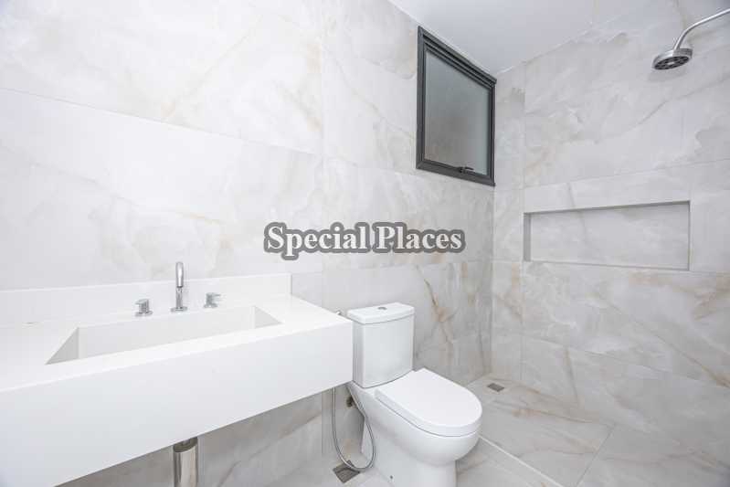 Conheça BANHEIRO SUÍTE TERREA do imóvel - Casa em Condomínio 5 quartos à venda Jardim do Itanhangá, Itanhangá - Itanhangá, Rio de Janeiro - R$ 6.450.000 - BAC6300 - 12 BANHEIRO SUÍTE TERREA - 12