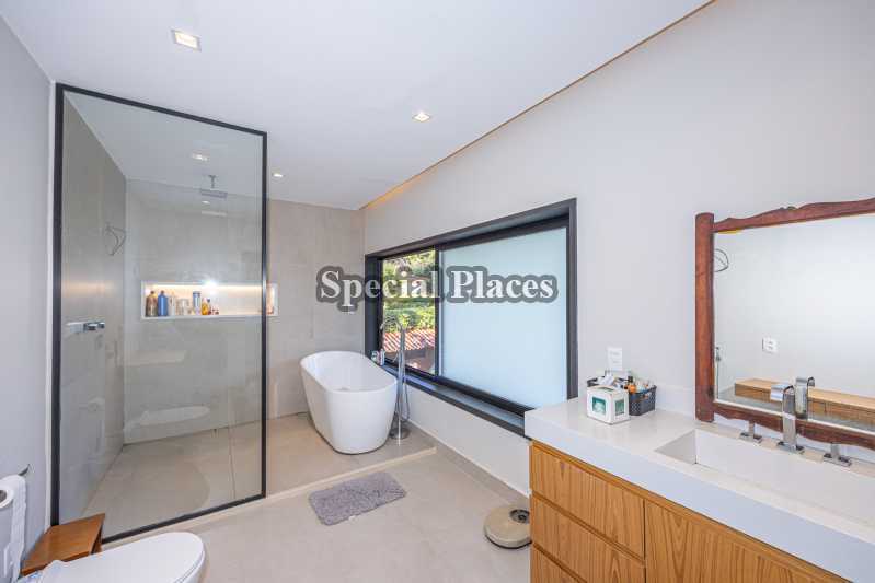 Conheça BANHEIRO 2 SUÍTE MASTER do imóvel - Casa em Condomínio 4 quartos à venda Jardim do Itanhangá, Itanhangá - Itanhangá, Rio de Janeiro - R$ 5.500.000 - BAC6303 - 19 BANHEIRO 2 SUÍTE MASTER - 19