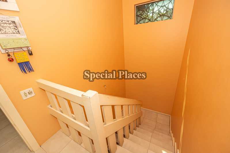 Conheça HALL DAS ESCADAS do imóvel - Casa em Condomínio 5 quartos à venda Jardim do Itanhangá, Itanhangá - Itanhangá, Rio de Janeiro - R$ 4.380.000 - BAC6307 - 18 HALL DAS ESCADAS - 18