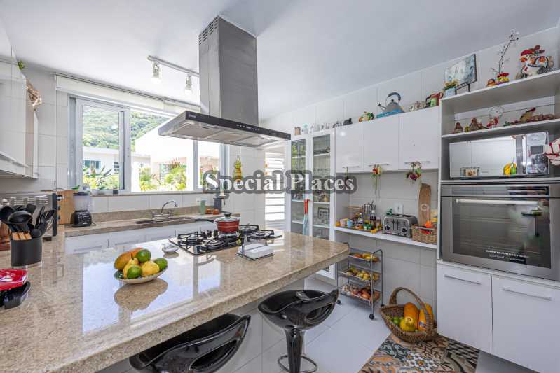 Conheça COPA COZINHA do imóvel - Oportunidade única no Itanhangá! Belíssima casa LINEAR! - BAC6309 - 20 COPA COZINHA - 20