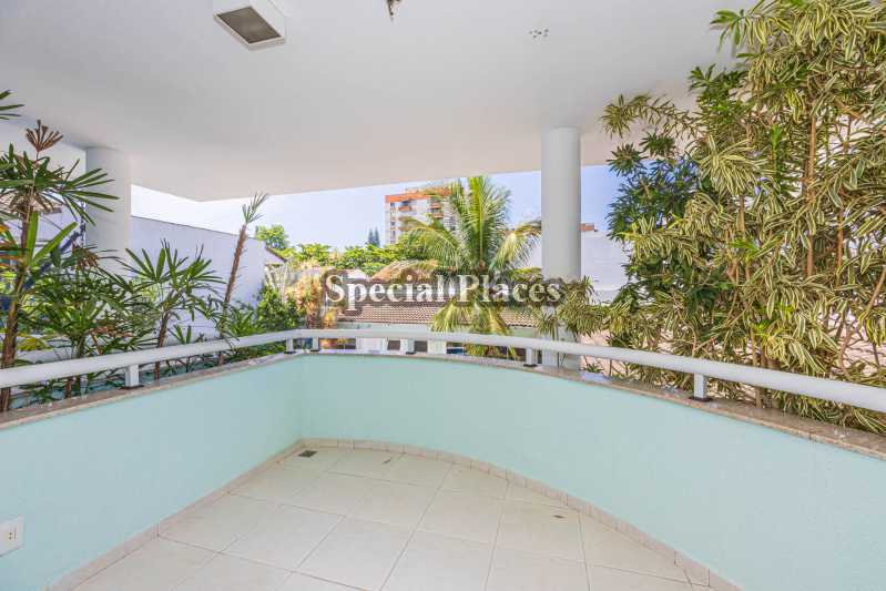 Conheça VARANDA do imóvel - Linda casa à venda na Barra da Tijuca - Vivendas do Bosque. - BAC6310 - 20 VARANDA - 20