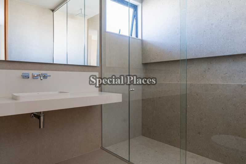 Conheça BANHEIRO SUÍTE do imóvel - Casa no Condomínio Alphaville, Barra da Tijuca, Rio de Janeiro 5 quartos 1200m² - BAC6328 - 24 BANHEIRO SUÍTE - 24
