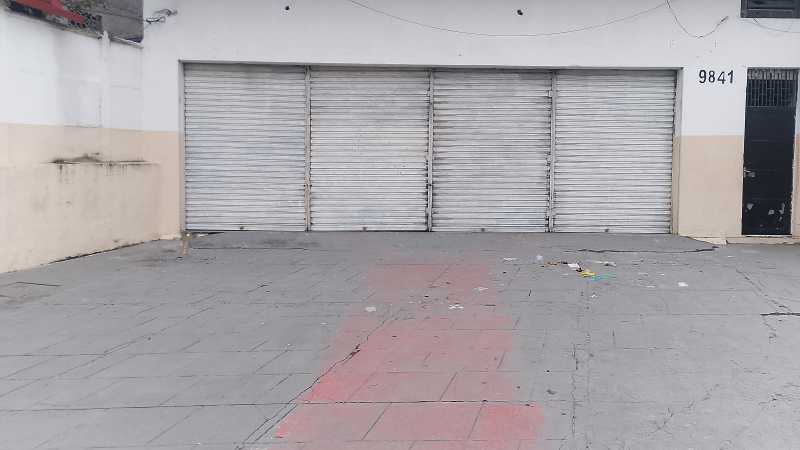 Conheça Vista da Rua do imóvel - Loja 400m² para alugar Avenida Dom Hélder Câmara, Cascadura, Rio de Janeiro - R$ 8.500 - 00401 - 26 Vista da Rua - 26