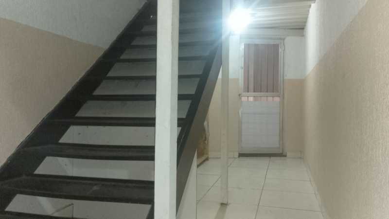 Conheça Acesso ao Jirau do imóvel - Loja 400m² para alugar Avenida Dom Hélder Câmara, Cascadura, Rio de Janeiro - R$ 8.500 - 00401 - 20 Acesso ao Jirau - 20