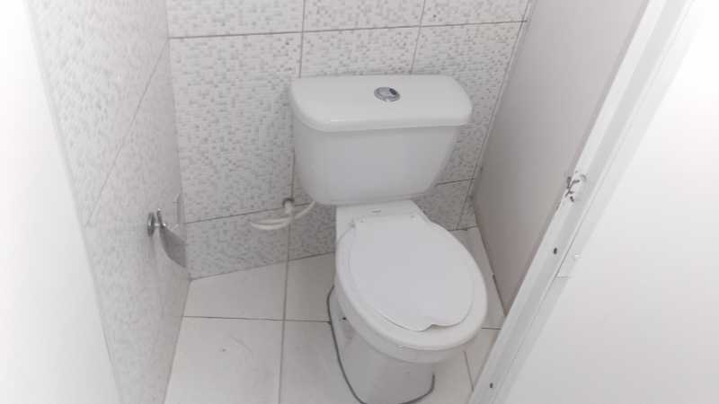 Conheça Banheiro Masculino do imóvel - Loja 400m² para alugar Avenida Dom Hélder Câmara, Cascadura, Rio de Janeiro - R$ 8.500 - 00401 - 14 Banheiro Masculino - 14