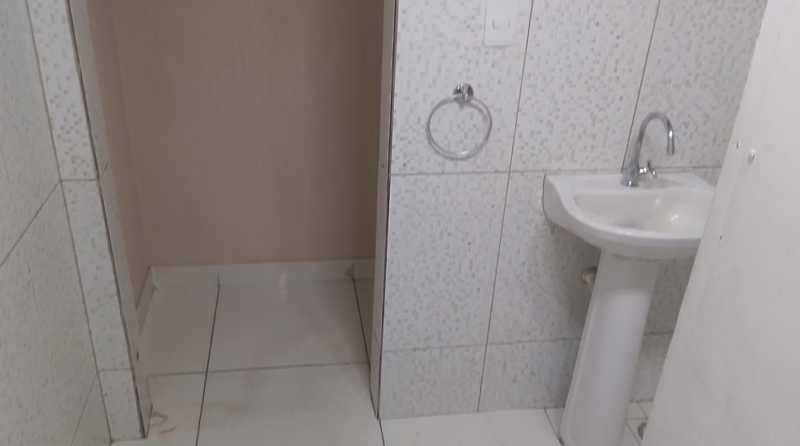 Conheça Banheiro Feminino do imóvel - Loja 400m² para alugar Avenida Dom Hélder Câmara, Cascadura, Rio de Janeiro - R$ 8.500 - 00401 - 17 Banheiro Feminino - 17