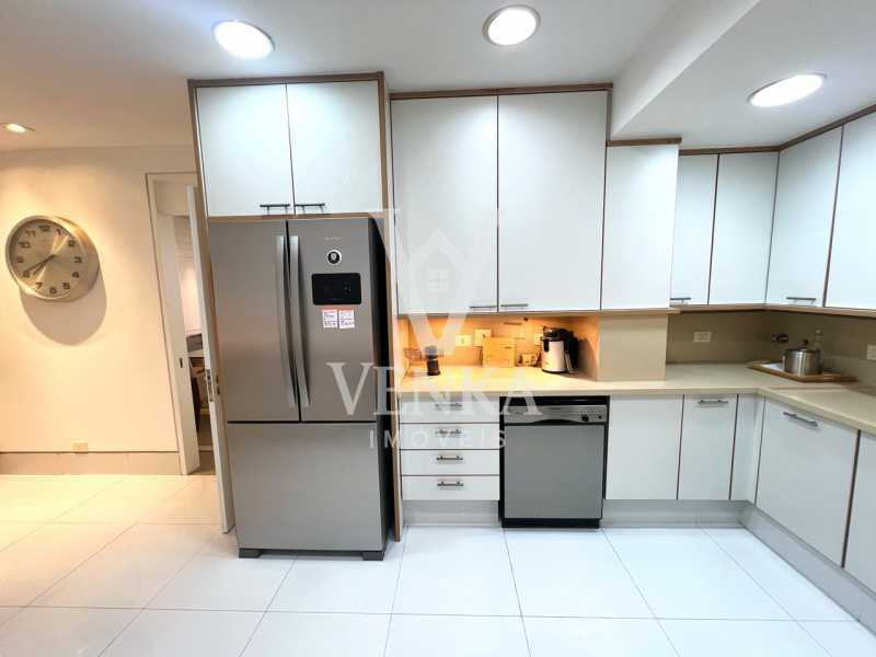 Conheça 24 Cozinha. do imóvel - Apartamento à venda Rua General Artigas,Rio de Janeiro,RJ Leblon - R$ 5.500.000 - VKAP40111 - 25 24 Cozinha. - 25