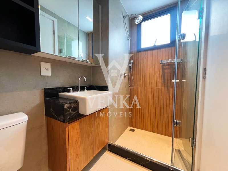 Conheça banheiro da suíte 1 1. do imóvel - Apartamento à venda Rua Visconde de Pirajá,Rio de Janeiro,RJ Ipanema - R$ 2.950.000 - VKAP20095 - 13 banheiro da suíte 1 1. - 13