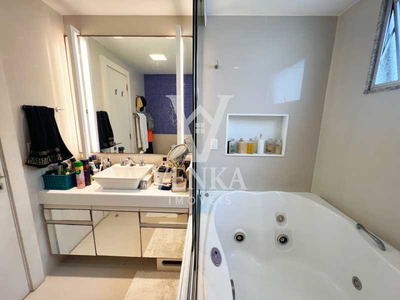 Conheça banheiro da suíte 2. do imóvel - Apartamento à venda Rua General Urquiza,Rio de Janeiro,RJ Leblon - R$ 7.500.000 - VKAP40126 - 12 banheiro da suíte 2. - 12