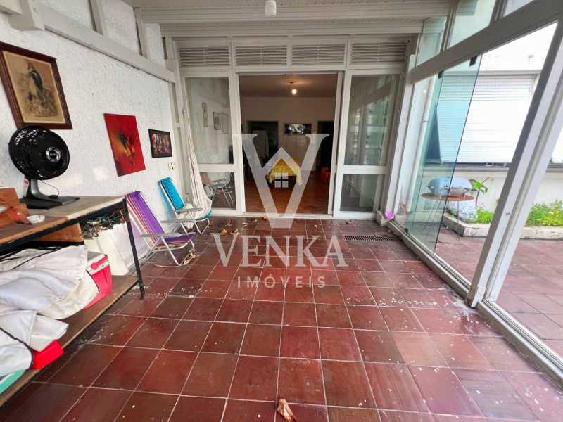 Conheça área externa - 1º pavimento do imóvel - Cobertura à venda Rua General Urquiza,Rio de Janeiro,RJ Leblon - R$ 3.995.000 - VKCO40021 - 3 área externa - 1º pavimento - 3