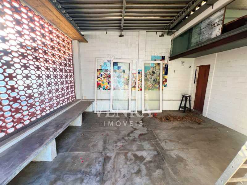Conheça área externa - 2º pavimento do imóvel - Cobertura à venda Rua General Urquiza,Rio de Janeiro,RJ Leblon - R$ 3.995.000 - VKCO40021 - 19 área externa - 2º pavimento - 19