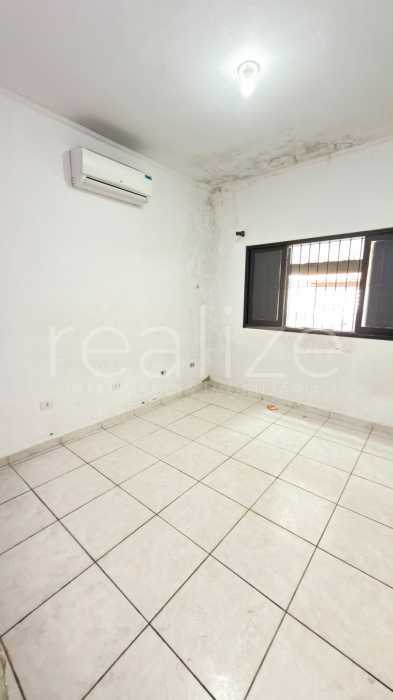 Conheça WhatsApp Image 2026-10-14 at 1 do imóvel - Casa para aluguel no bairro Caiçara, a apenas 400 metros da praia - RZCA40003 - 5 WhatsApp Image 2026-10-14 at 1 - 5