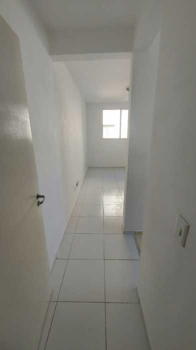 01 Entrada Apto. - 2