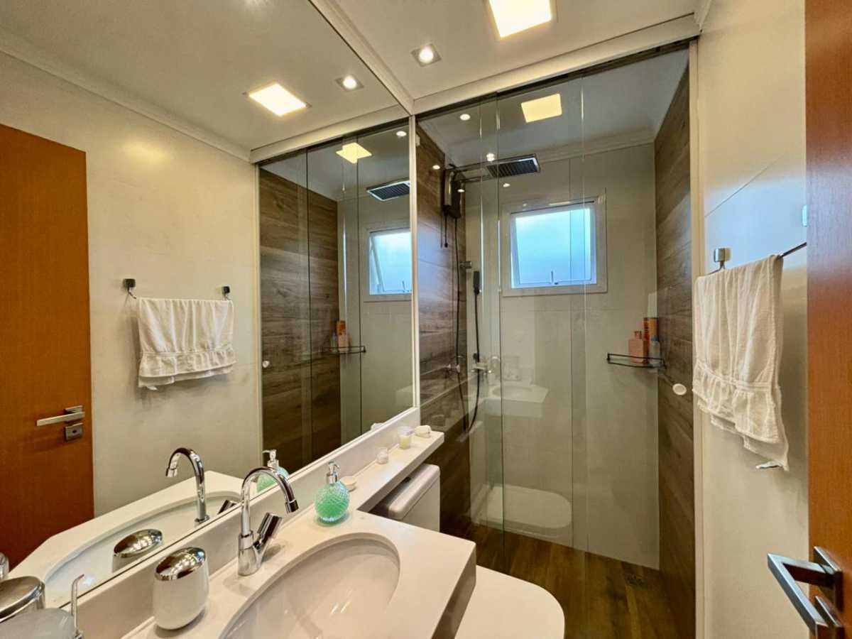 Conheça Banheiro suíte do imóvel - Apartamento 2 quartos à venda Ubatuba,SP - R$ 750.000 - MRAP20010 - 17 Banheiro suíte - 17