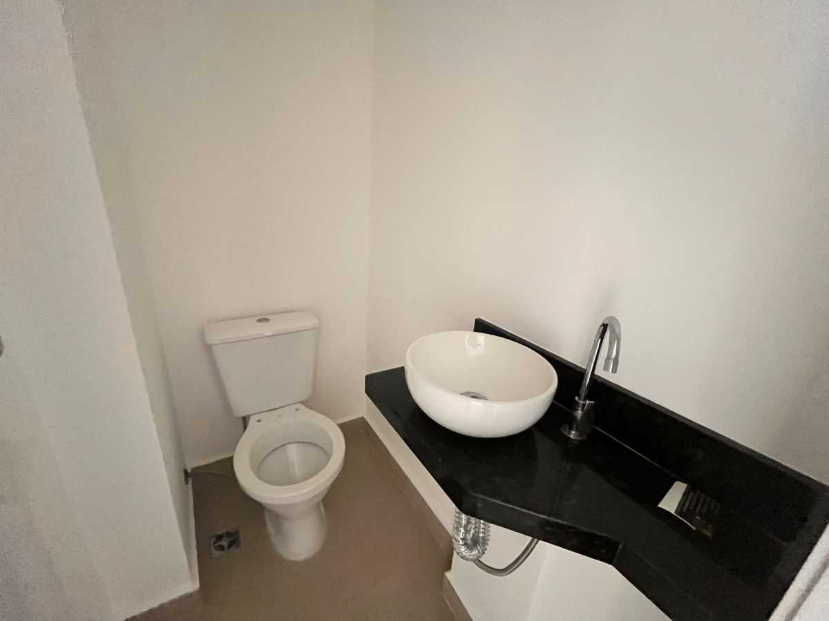 Conheça Lavabo do imóvel - Apartamento 2 quartos à venda Ubatuba,SP - R$ 670.000 - MRAP20047 - 7 Lavabo - 7