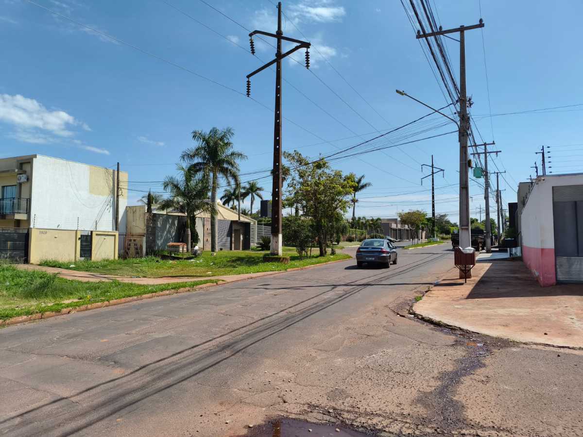 Conheça WhatsApp Image 2026-10-21 at 1 do imóvel - Ponto comercial 400m² para venda e aluguel RUA RIACHUELO, Vila Renô, Ponta Porã - R$ 450.000 - CBPC00006 - 12 WhatsApp Image 2026-10-21 at 1 - 12