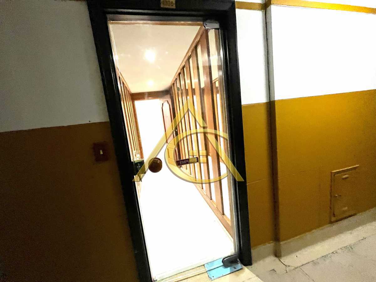 Sala Comercial 44m² para alugar  Centro, Rio de Janeiro - R$ 880
