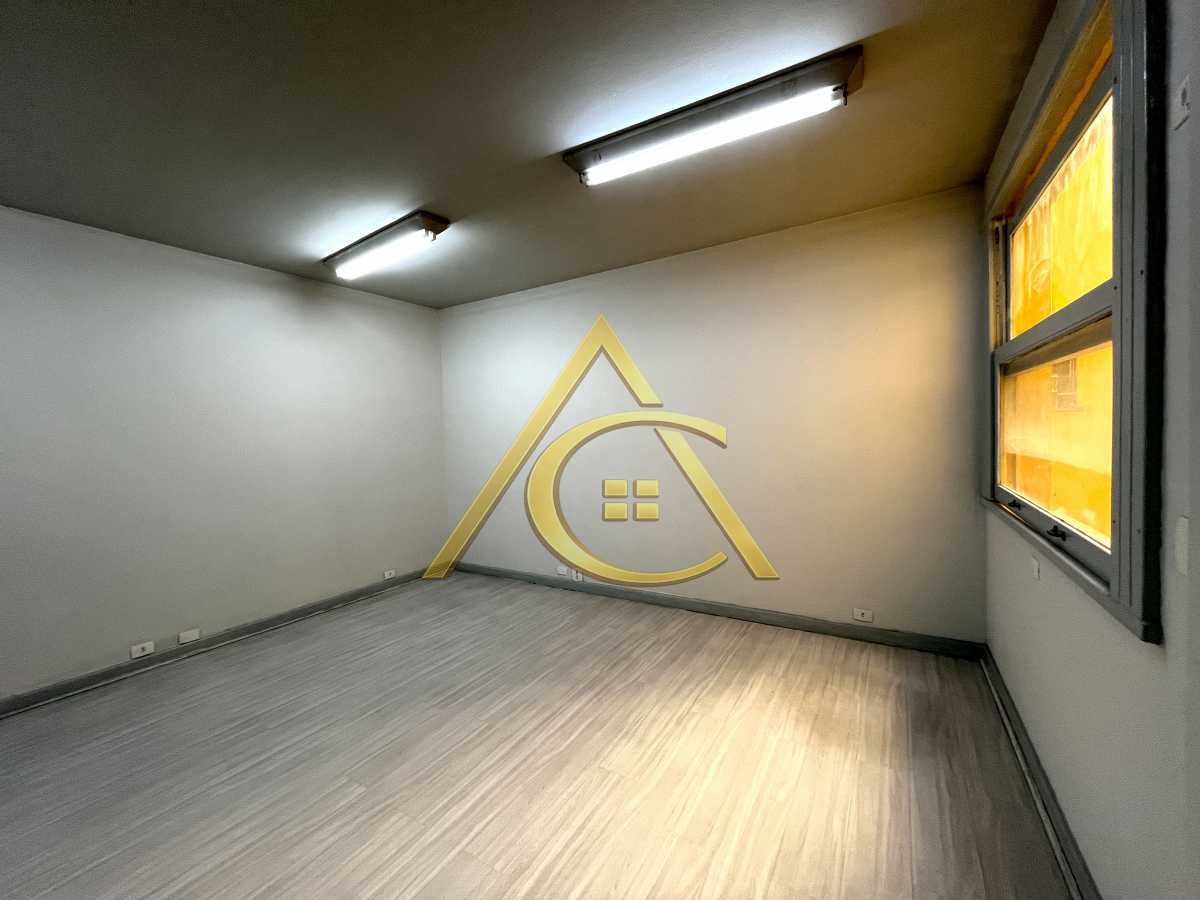 Sala Comercial 44m² para alugar  Centro, Rio de Janeiro - R$ 880