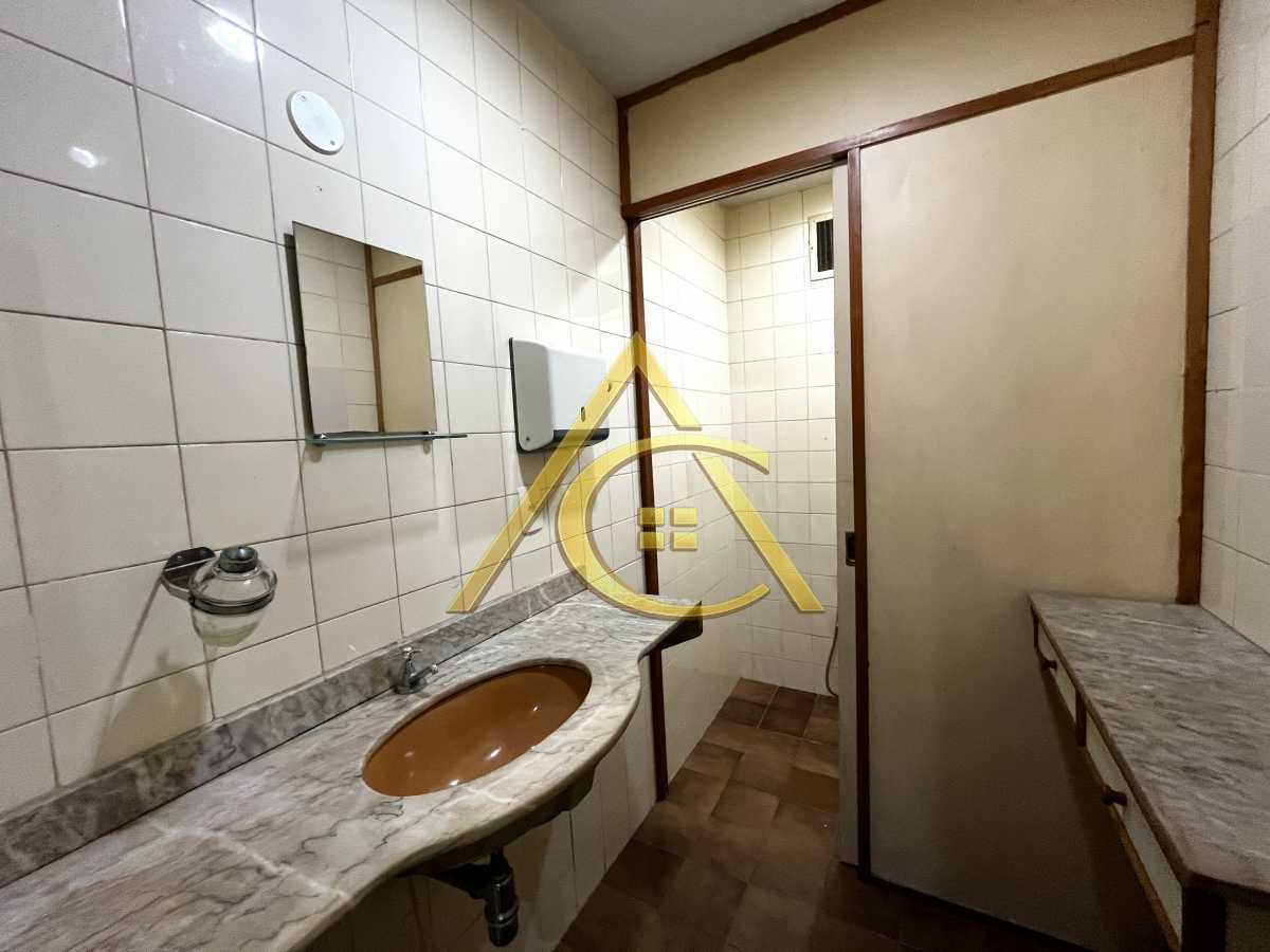 Sala Comercial 44m² para alugar  Centro, Rio de Janeiro - R$ 880