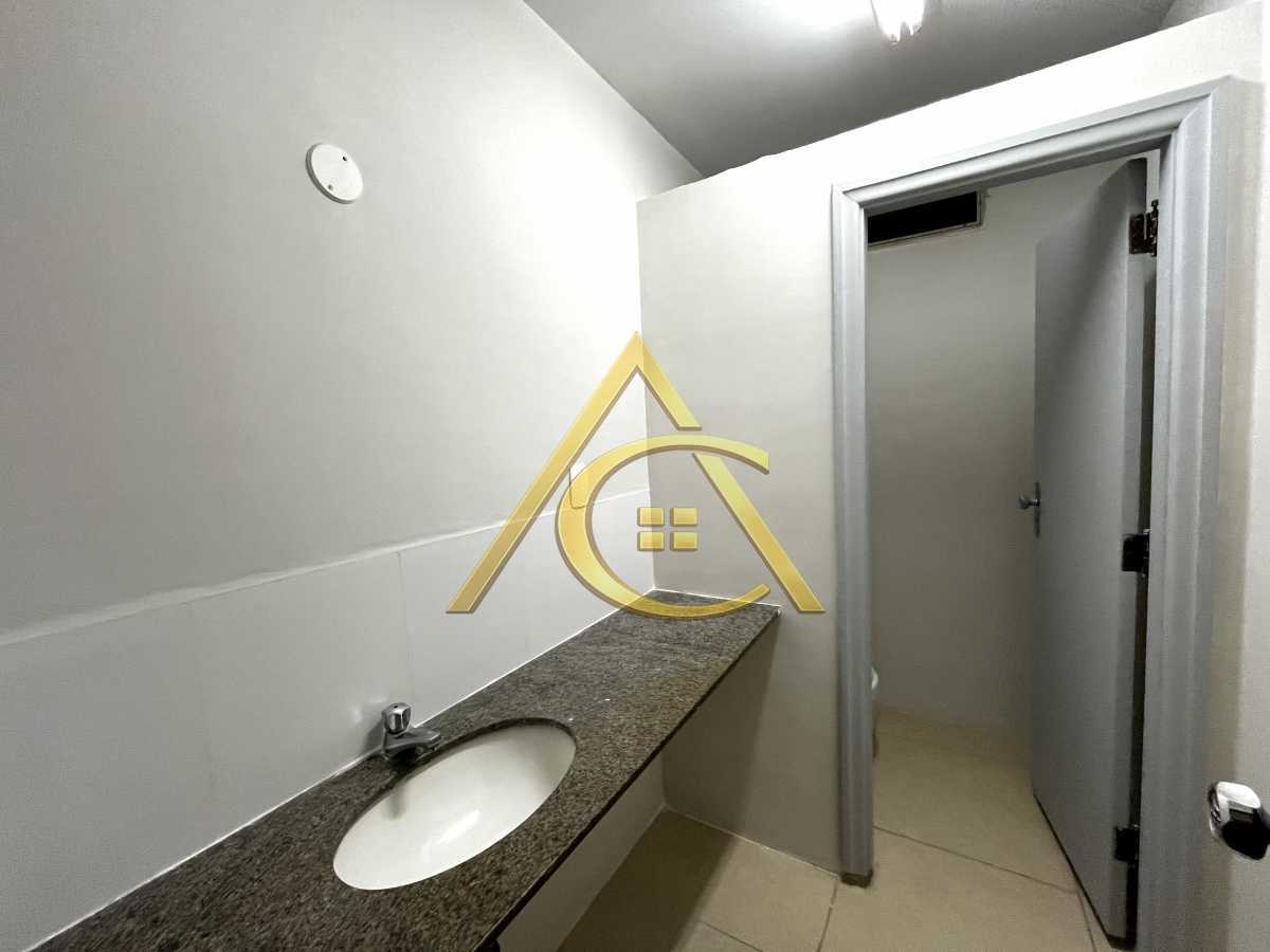 Sala Comercial 44m² para alugar  Centro, Rio de Janeiro - R$ 880